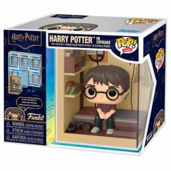 Funko pop harry potter in cupboard